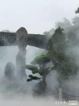 中卫人造仙境来了！济南泉城公园出现人工造雾